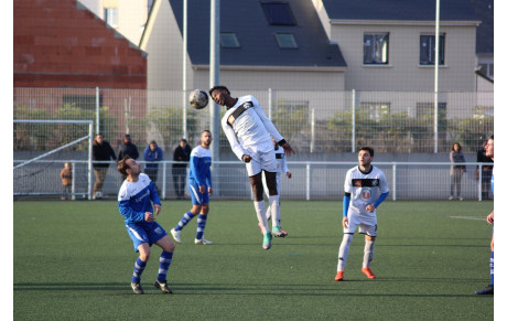 L'équipe &quot;B&quot; s'offre le leader et la &quot;D&quot; sa première victoire