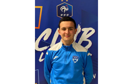 Enzo Fronteau, un jeune au sein du staff R1